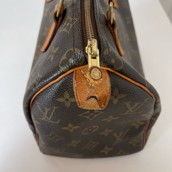 LOUIS VUITTON VINTAGE SPEEDY MONOGRAM 25 - Picture 8 of 12